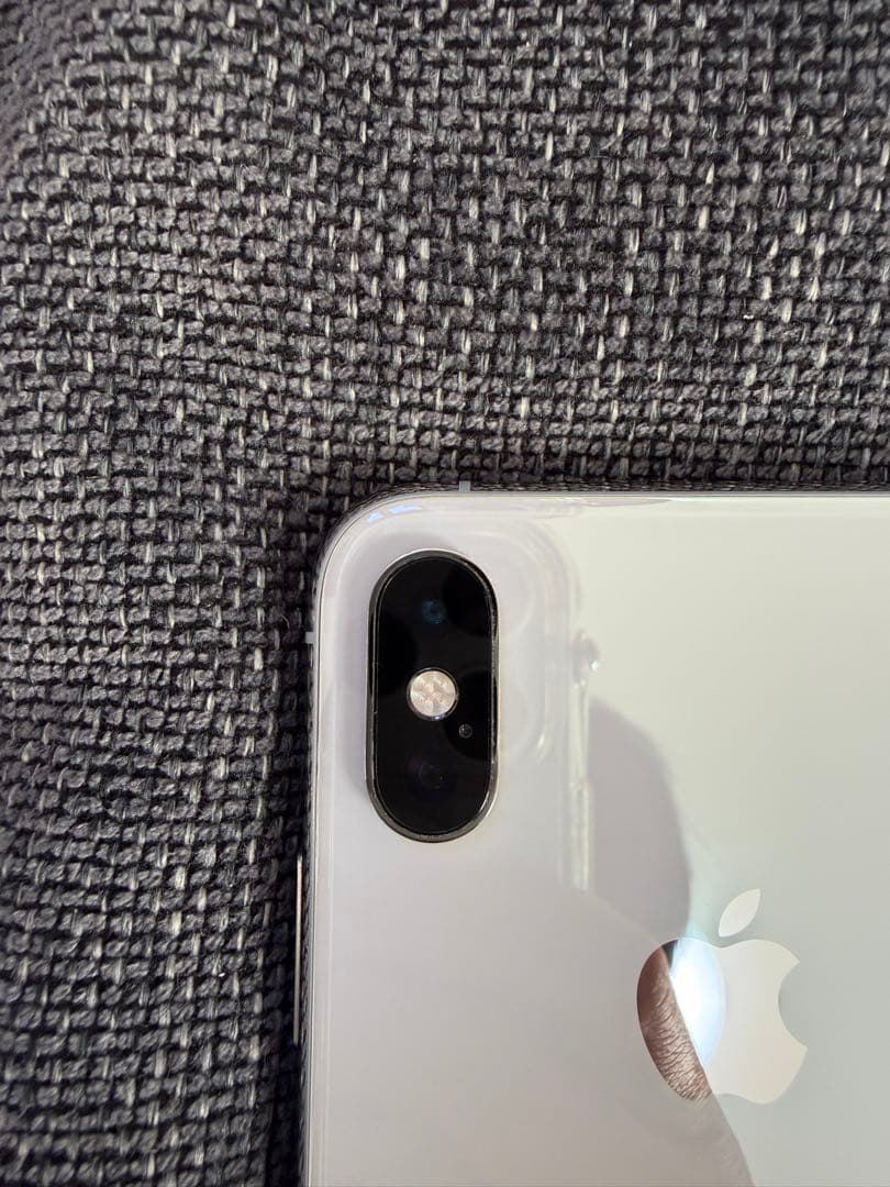 iPhone XS ホワイト 64GB 本体のみ