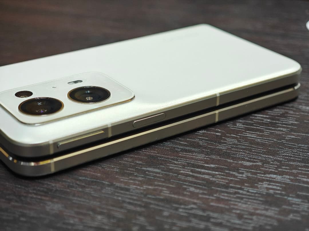 【B品】OPPO Find N2 256GB ホワイト