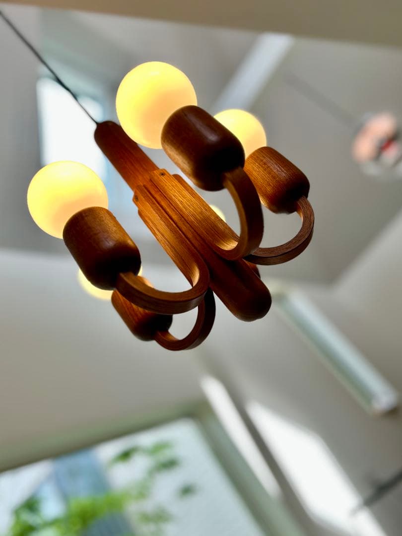 じゅん）独70年代DOMUS チーク無垢材　ヴィンテージ・5灯シャンデリア