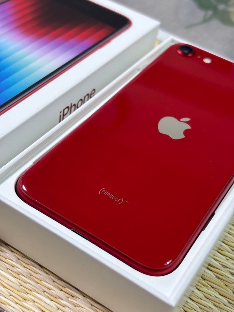 iPhone SE (第3世代) （PRODUCT）RED