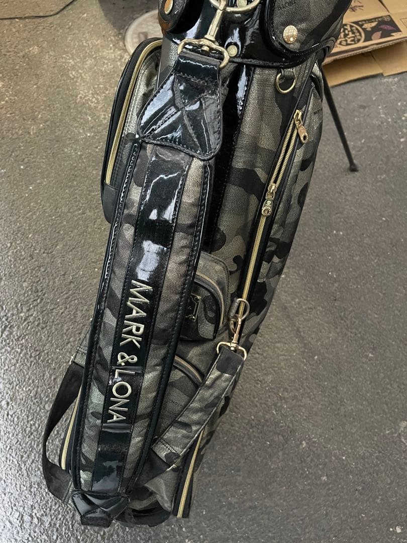 マークアンドロナゴルフバック