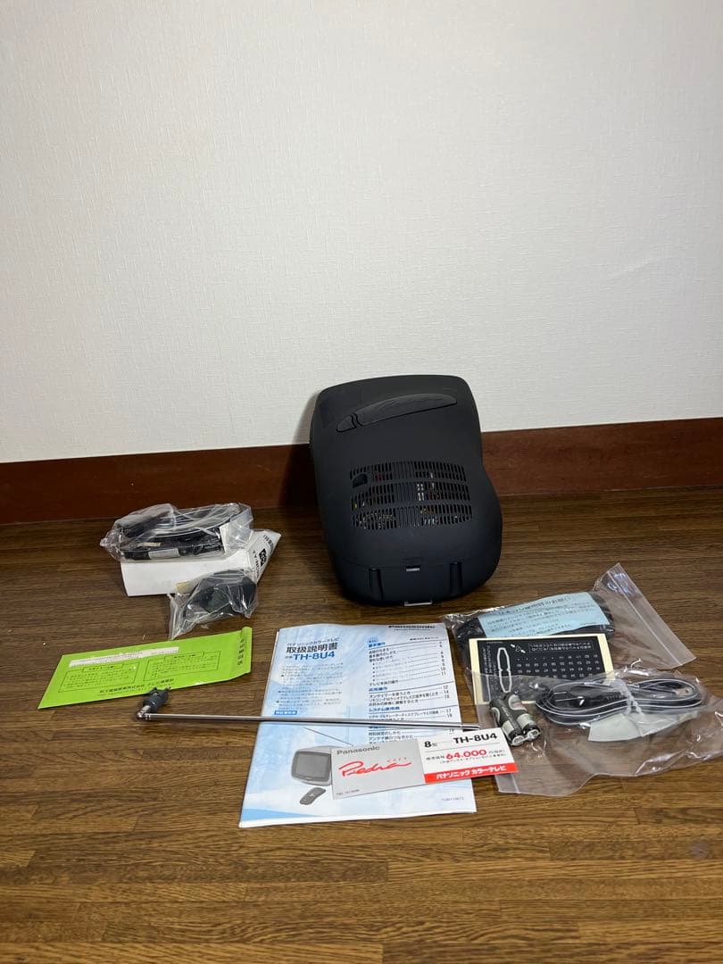 【新品・未使用】Panasonic Piedra カラーテレビTH-8U4