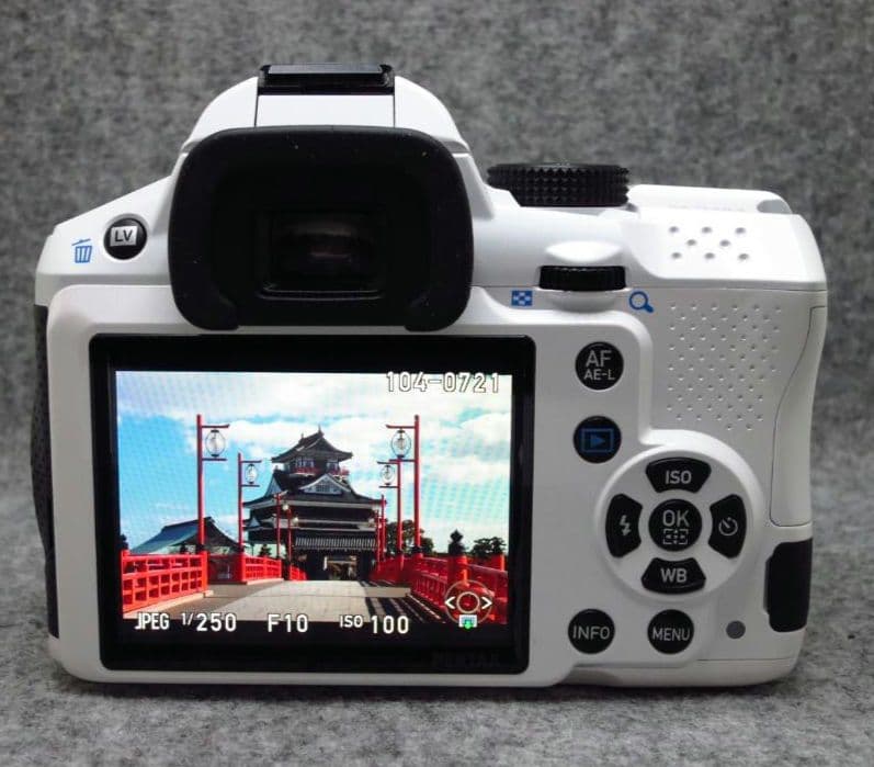 PENTAX K-30 ホワイト　標準ズームレンズDAL18-55mmAL付