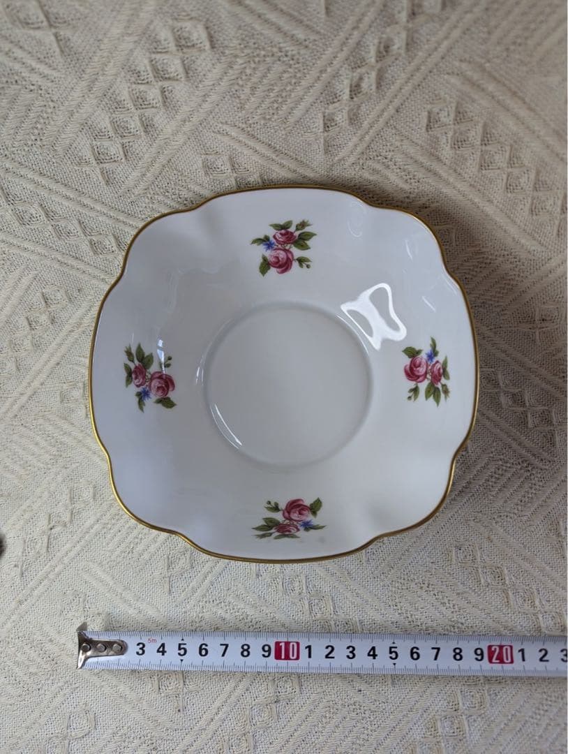 BERNARDAUD 陶磁器 ボウル 花柄　深皿　箱付