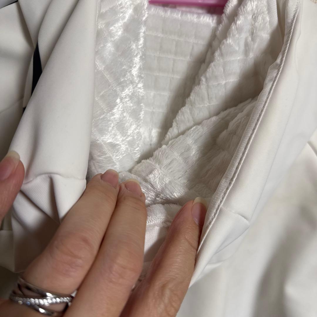 防寒対策に！OAKLEY フード付き裏地ベロア上下 ホワイト