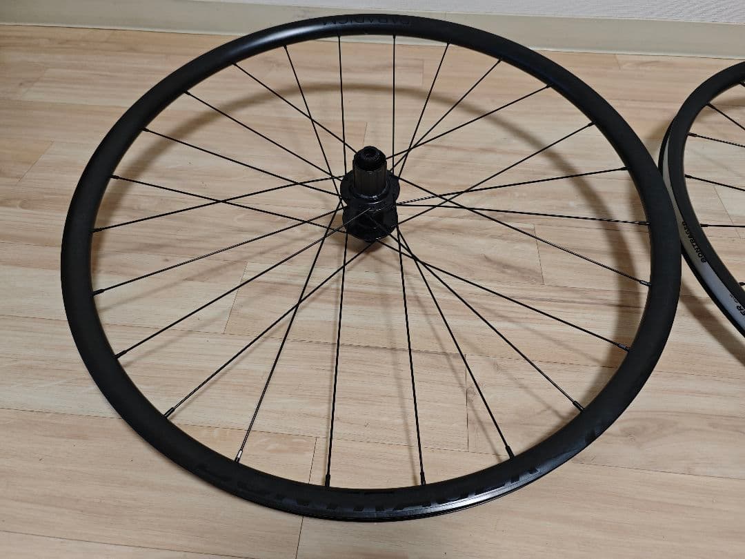 PARADIGM SL BONTRAGER ボントレガー 前後セット