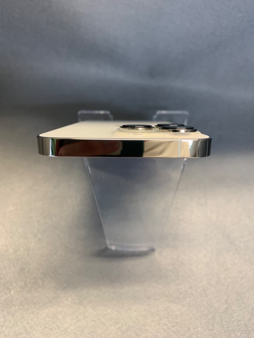 超美品 国内版 SIMフリー iPhone13 Pro 256GB シルバー色