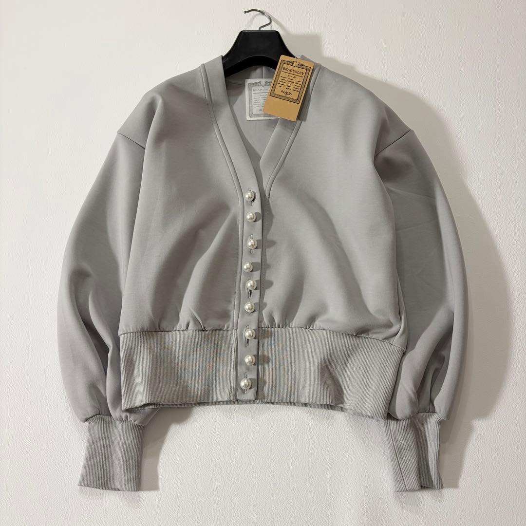 新品未使用 ビアズリー 2025 洗える パール釦ダンボールカーディガン グレー