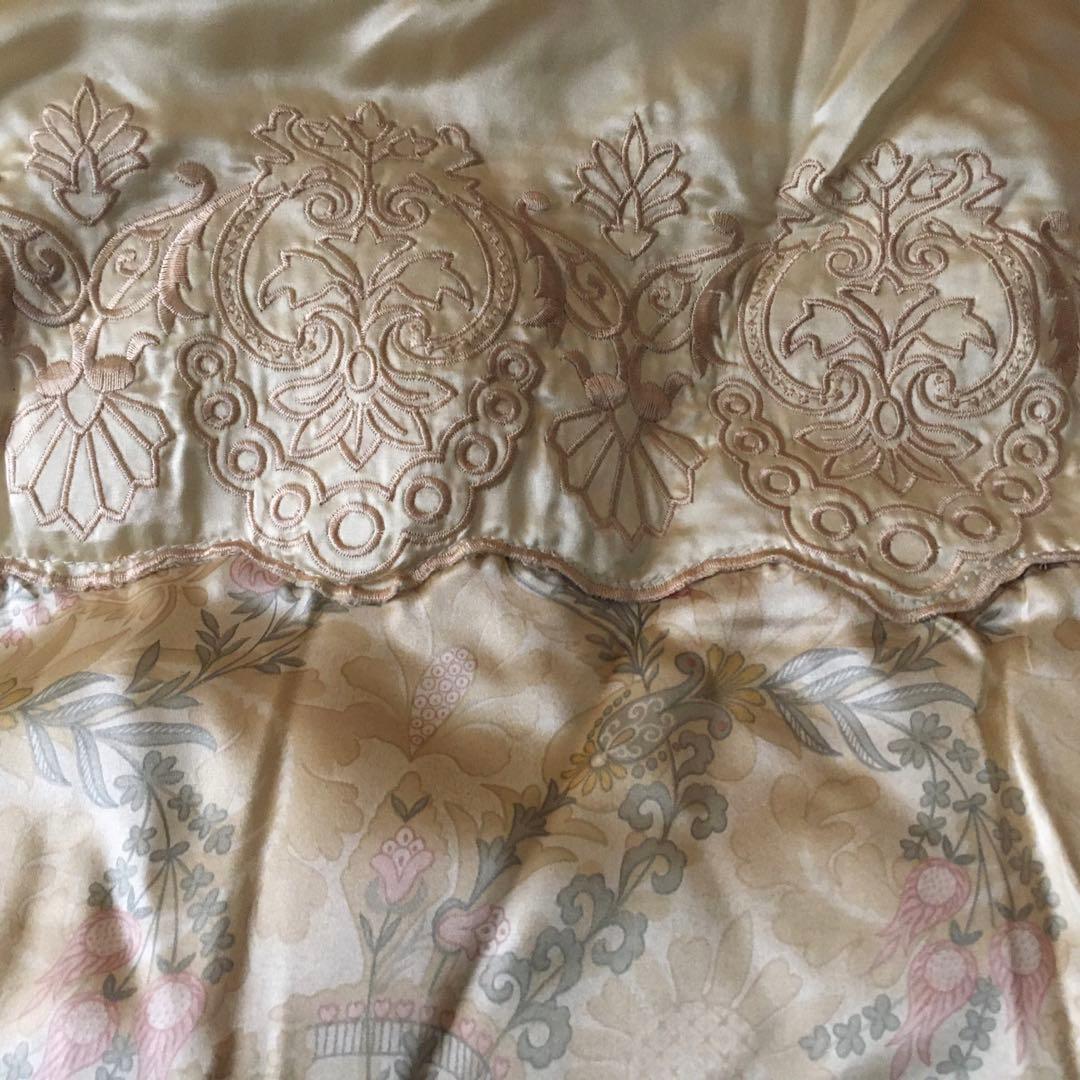 【未使用】ロフテー　生地絹100% 中綿絹（真わた）100％