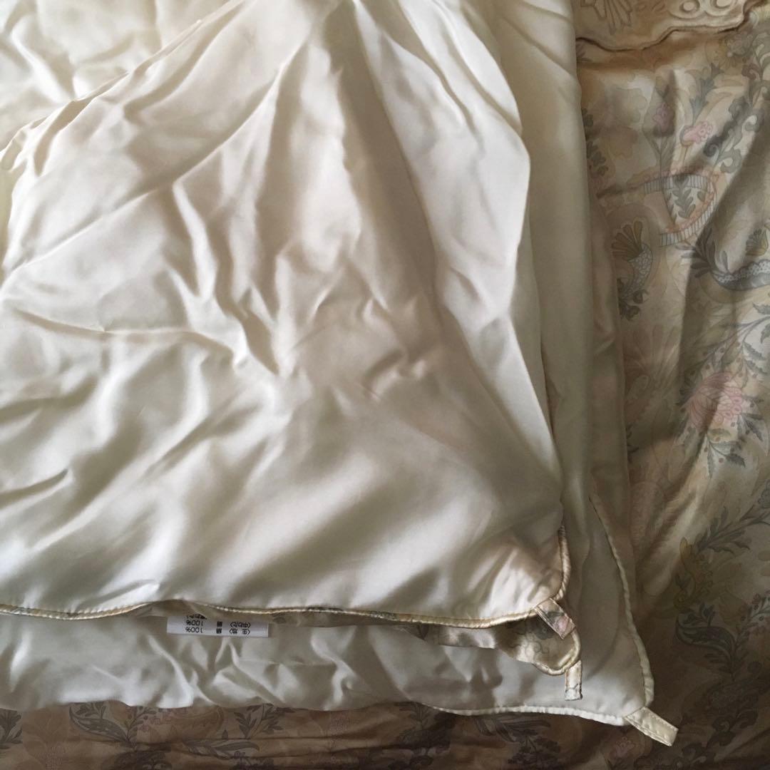 【未使用】ロフテー　生地絹100% 中綿絹（真わた）100％