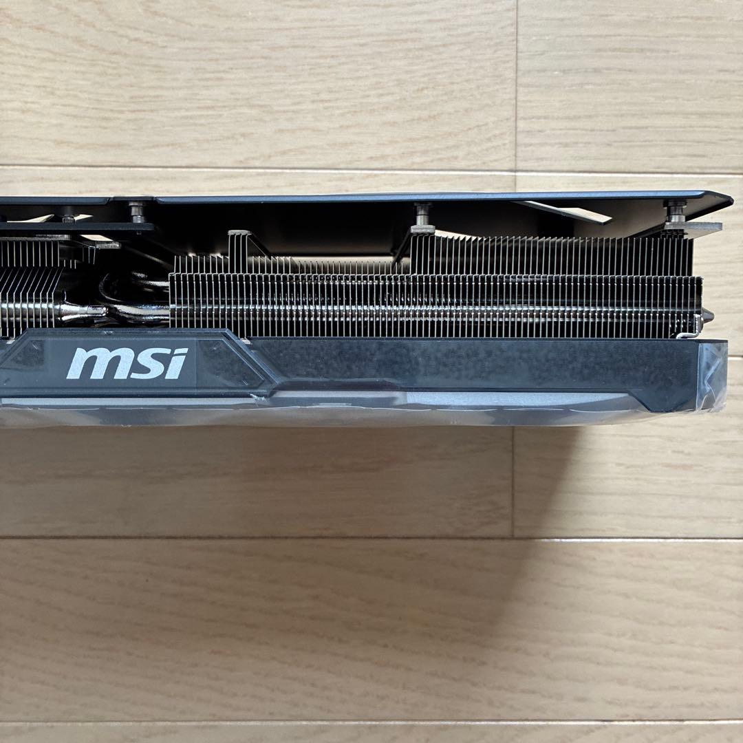 グラフィックボード　グラボ 4090 ヒートシンク　ファン　など