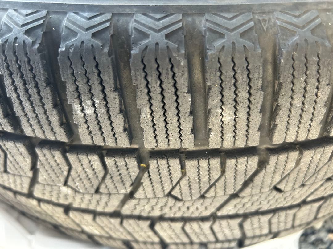 ベンツw176 A180 17㌅225/45 R17 4本セット　スタッドレス