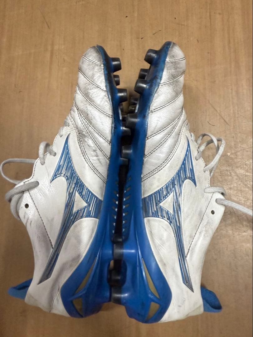 2点セット！　Mizuno サッカーシューズ スパイク モレリアネオ4 限定色