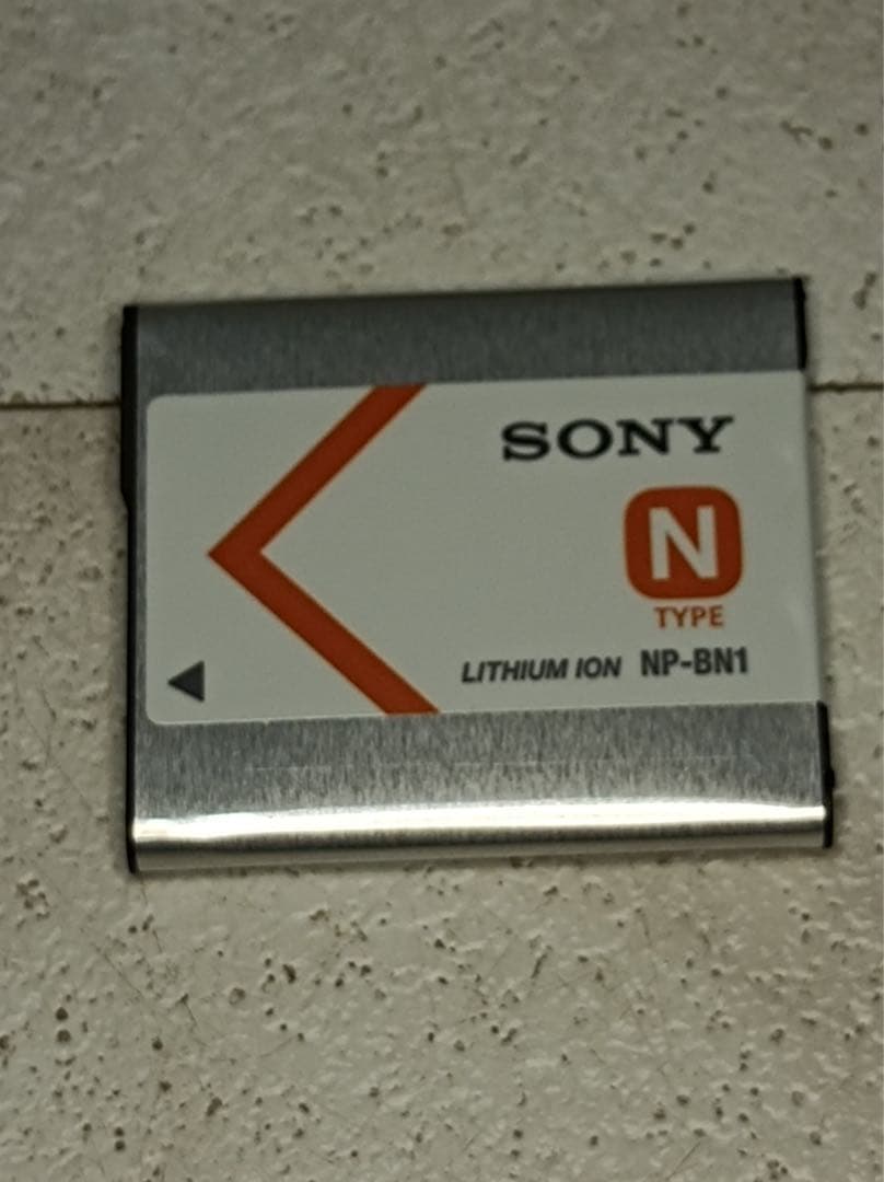 八6323【美品】 SONY デジタルカメラ Cyber-Shot