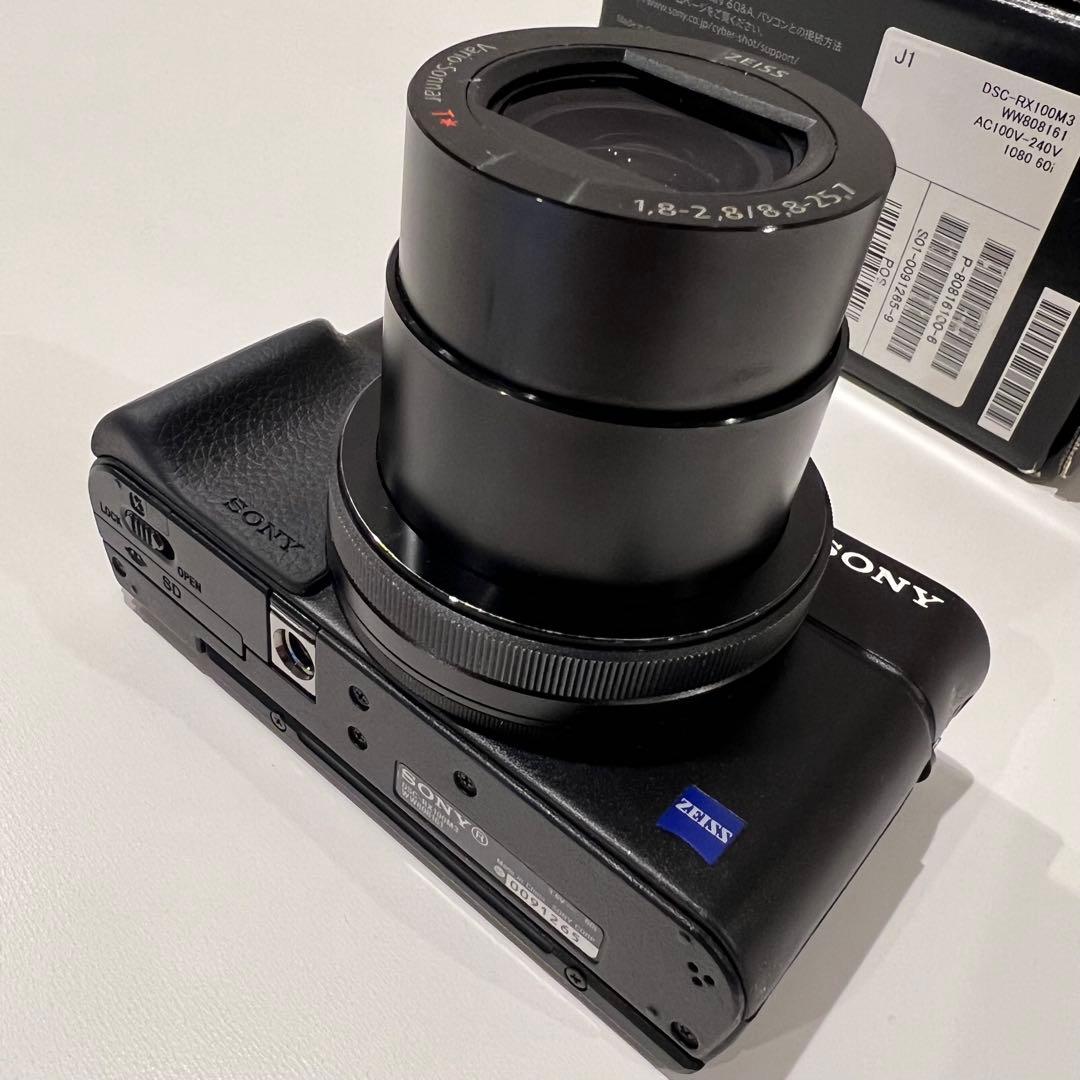 《中古良品》SONY RX100M3 コンデジ　※おまけ付き