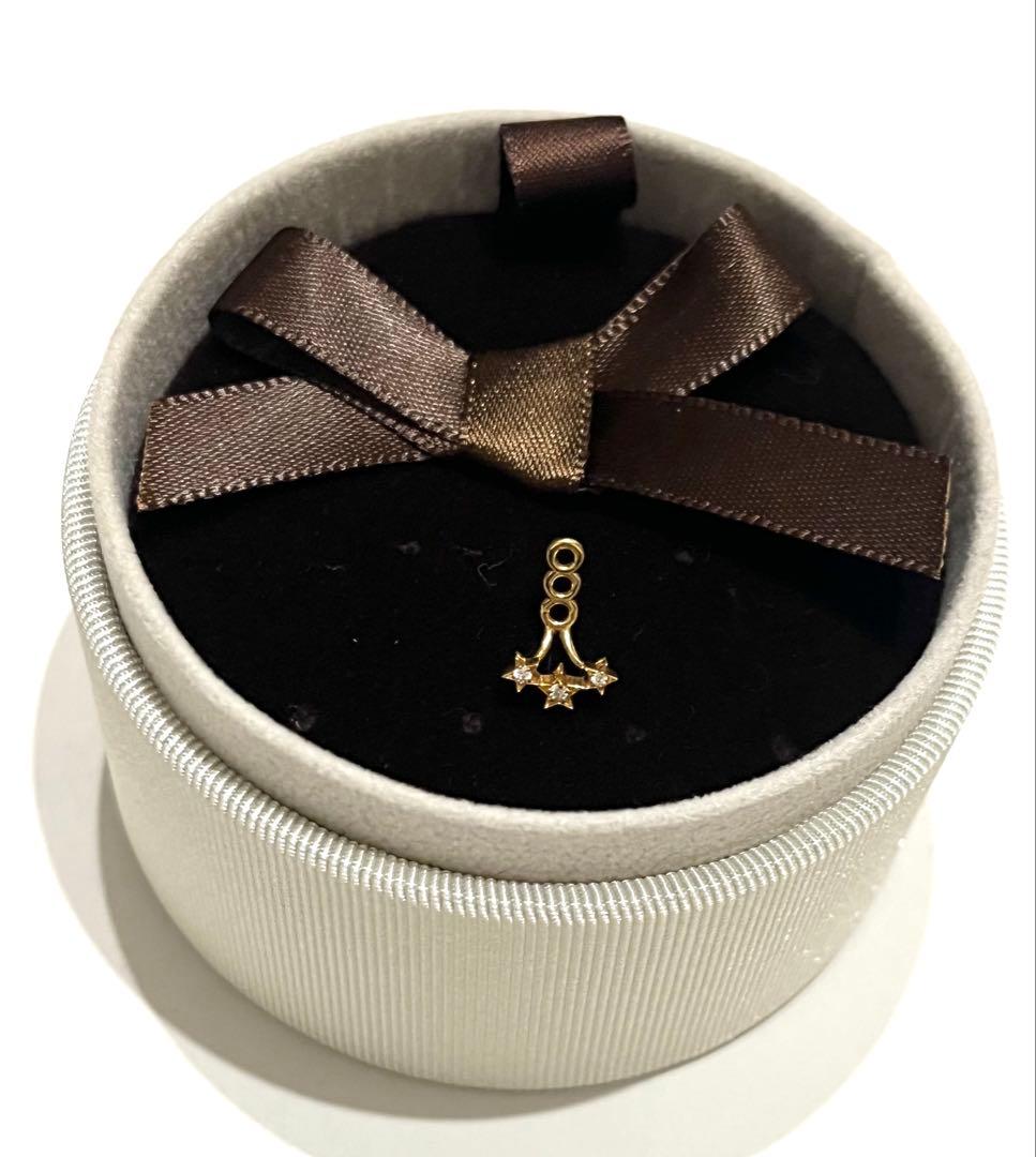 オレフィーチェ　K18 「ティンクル」チャーム (片耳用)ゴールド　星形ピアス