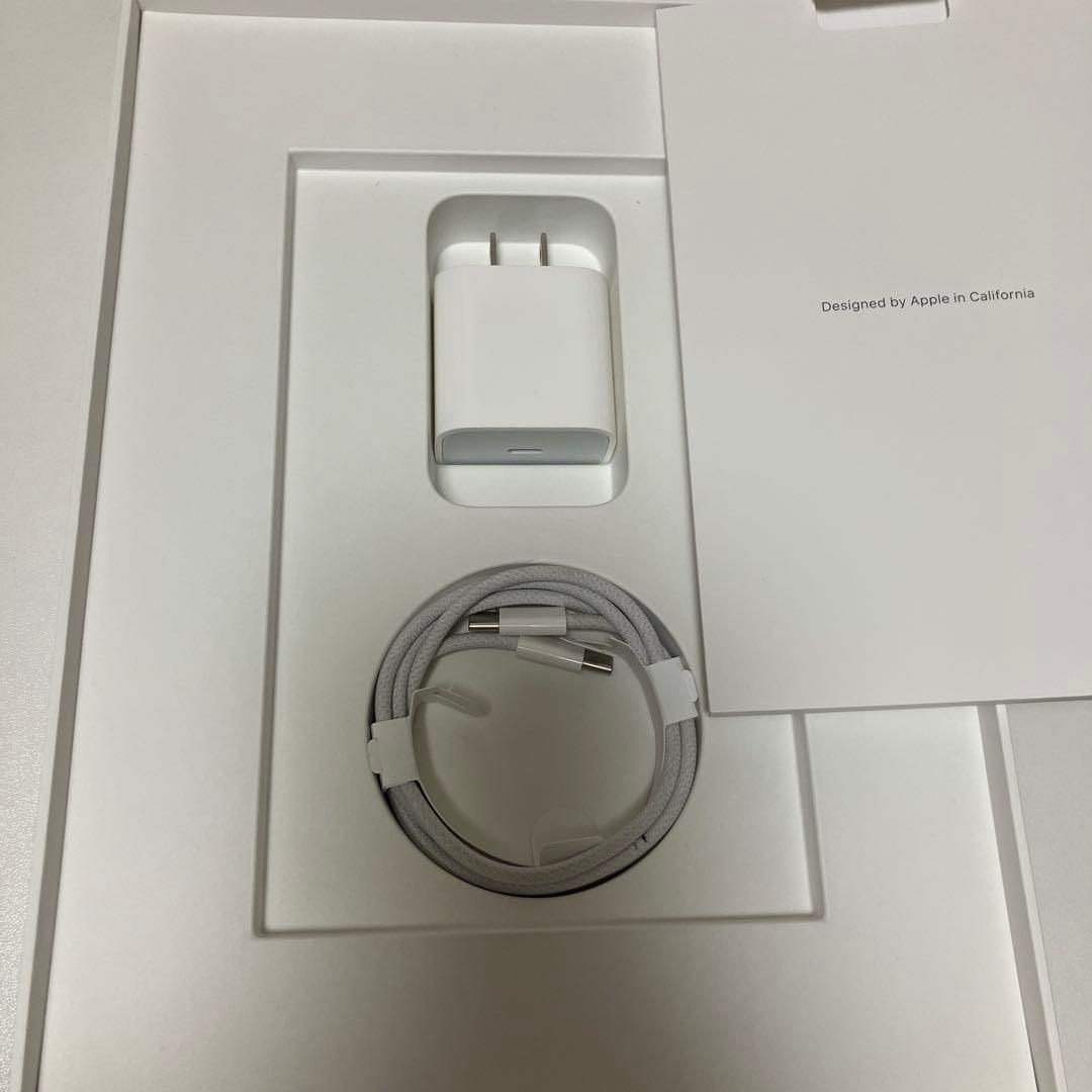 iPad 10世代 64GB ケーブル アダプター 付き 最大容量100 %