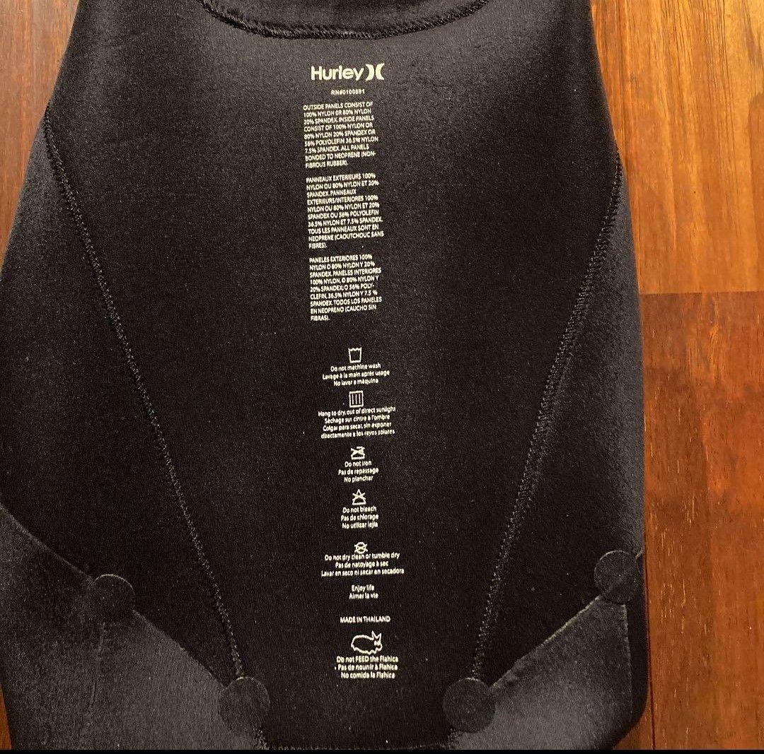 Hurley ブラック シーガル ウェットスーツ　2mm