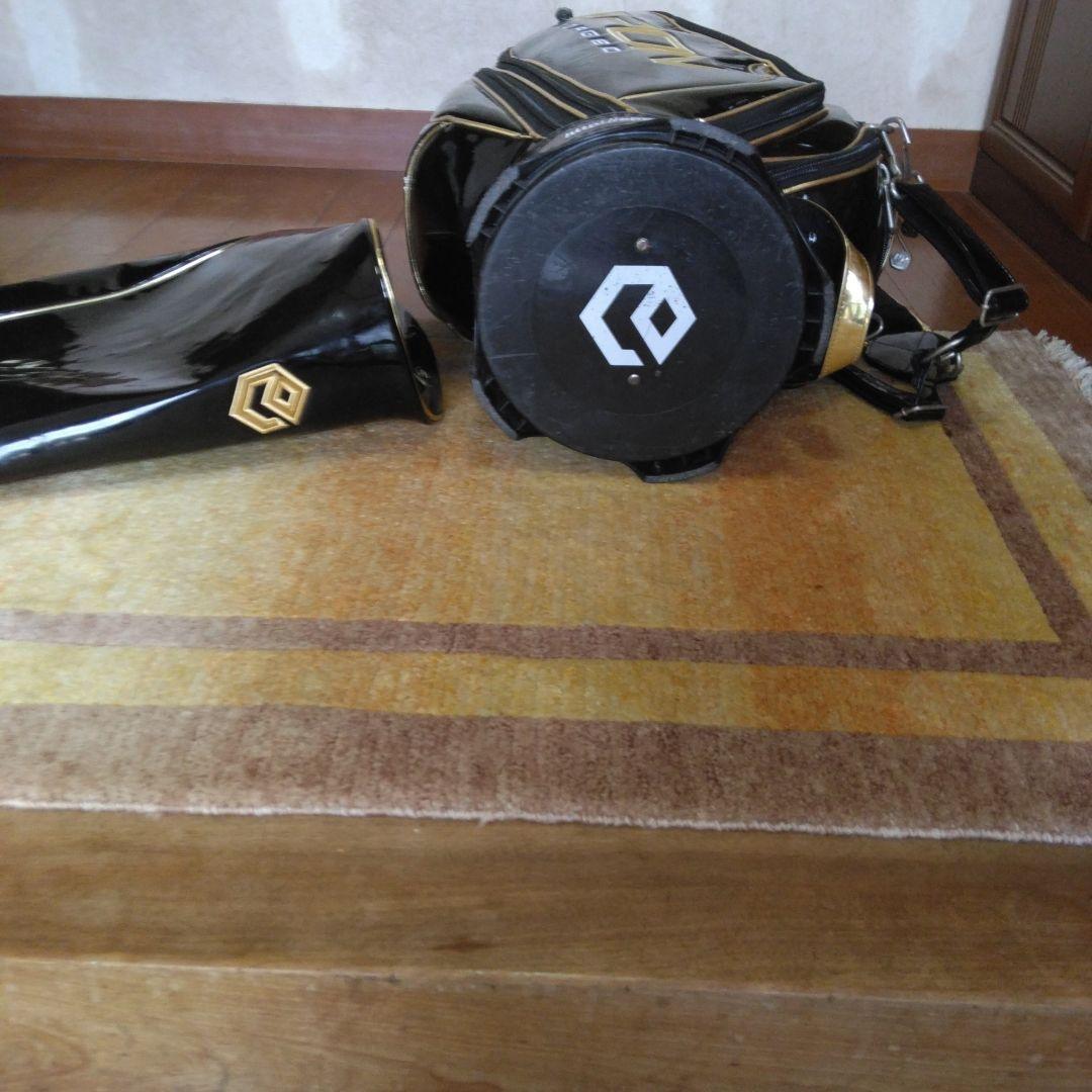 EPON　エナメル　三点式 キャディバッグ　 ブラック×ゴールド　 遠藤製作所