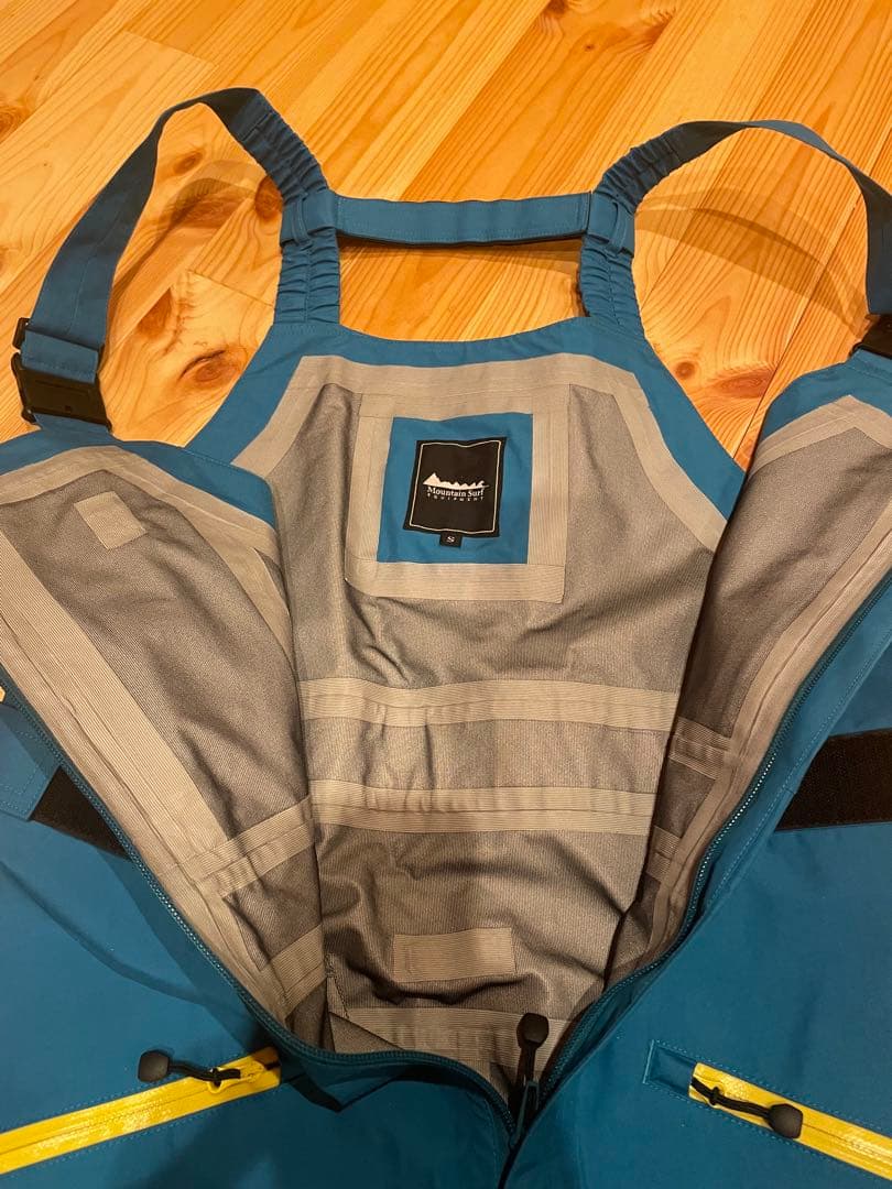 マウンテンサーフ スノーボードウェア　ビブパンツ