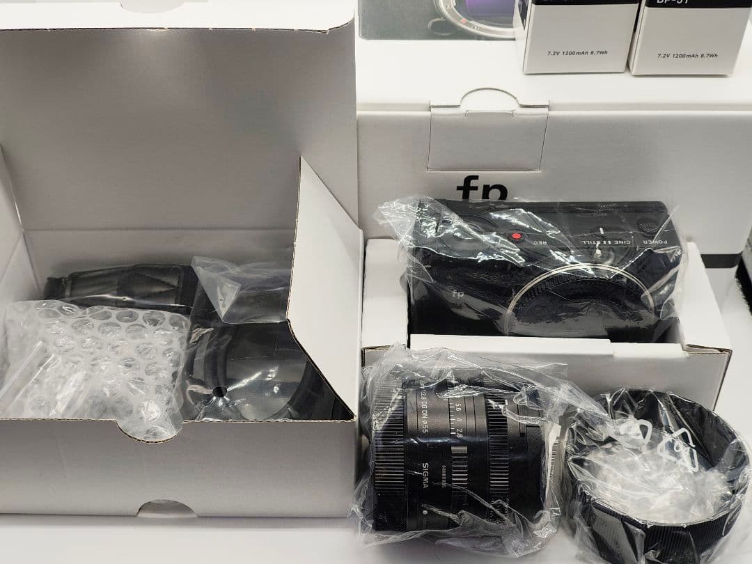 新品同様 SIGMA fp 45mm F2.8 DG DN キット