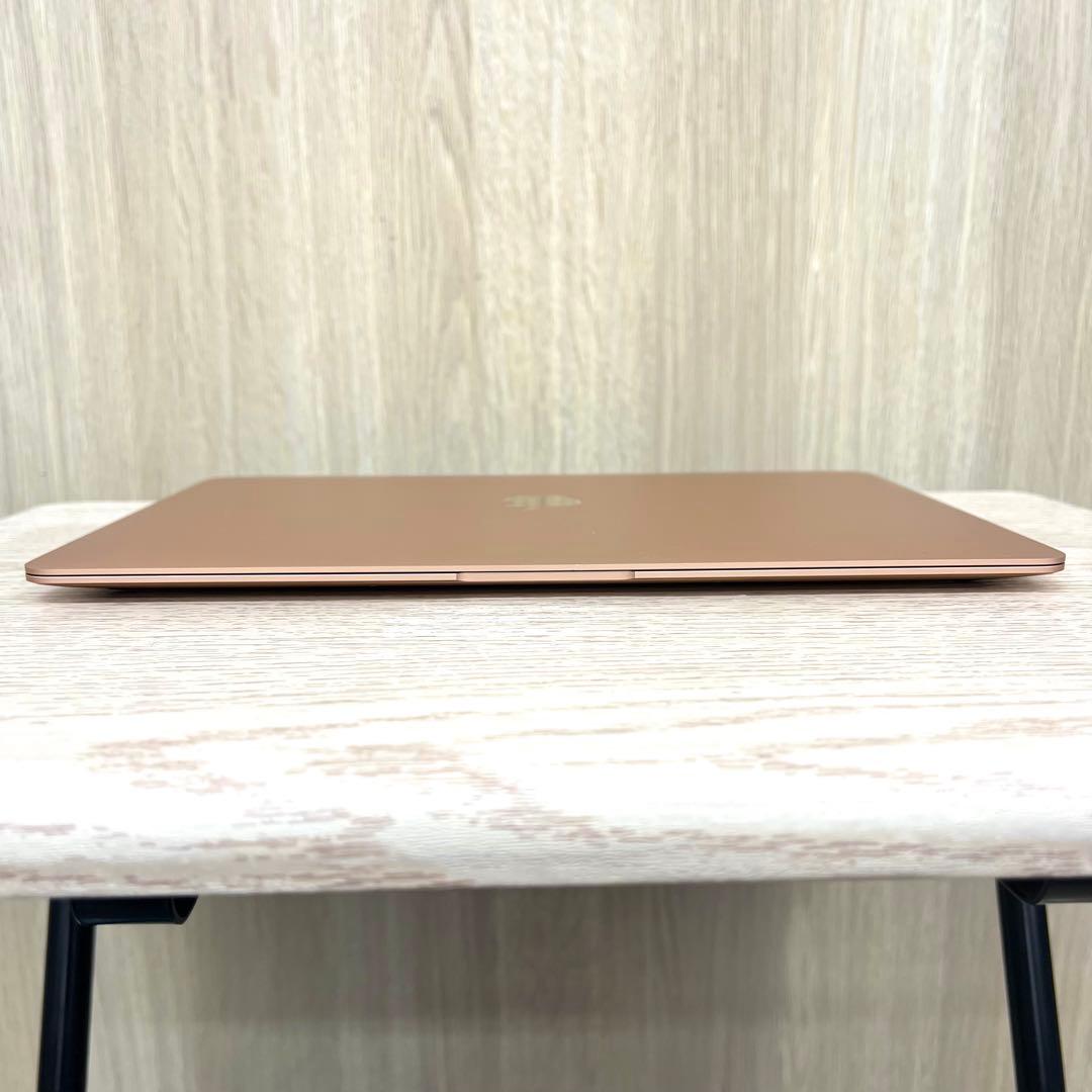 MacBookAir 13インチ 2020 Apple M1 8GB 256GB