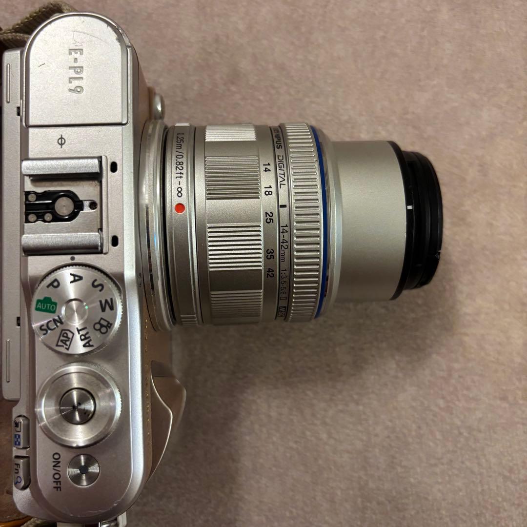 OLYMPUS PEN E-PL9 ミラーレス一眼カメラ