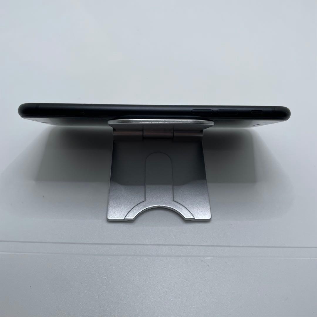 【格安美品】iPhone SE2 128GB simフリー本体 303