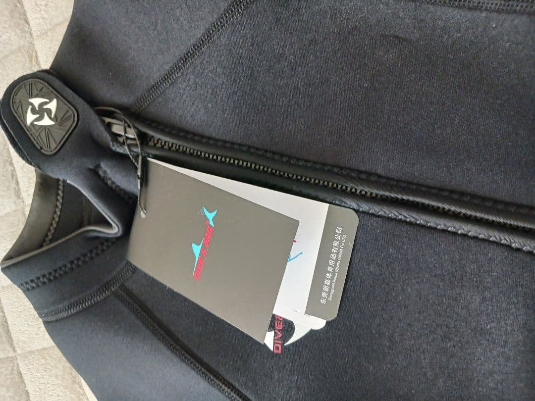 ウエットスーツ 　フロントファスナー　ネオプレン素材　ダイビング　サーフィン