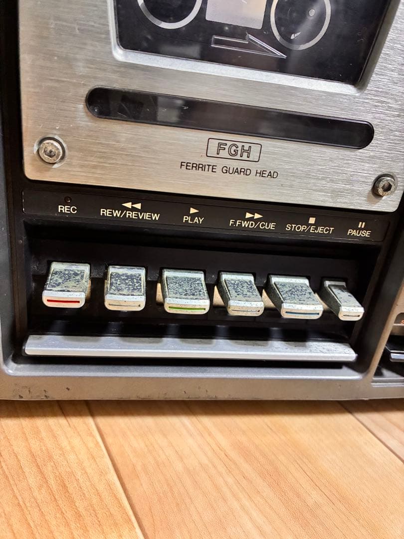 ラジオ・コンポ AIWA 2band stereo radio cassette TPR-820