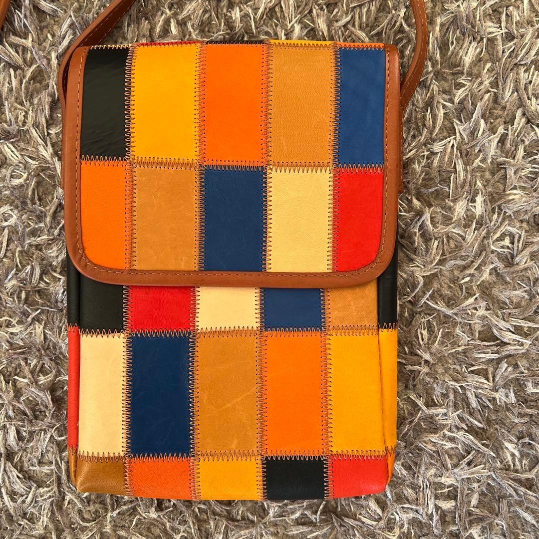 トライオン　レザー パッチワーク ショルダーバッグ