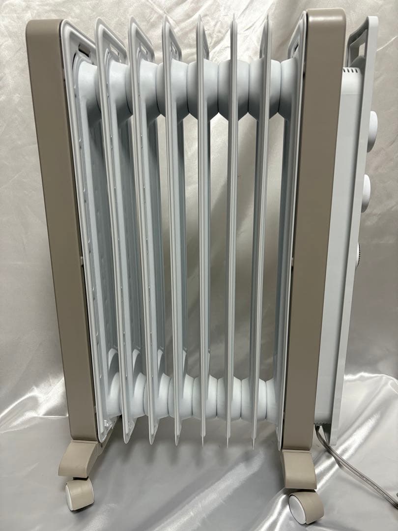 DeLonghi Vertigo オイルヒーター RHJ21F0812-WH