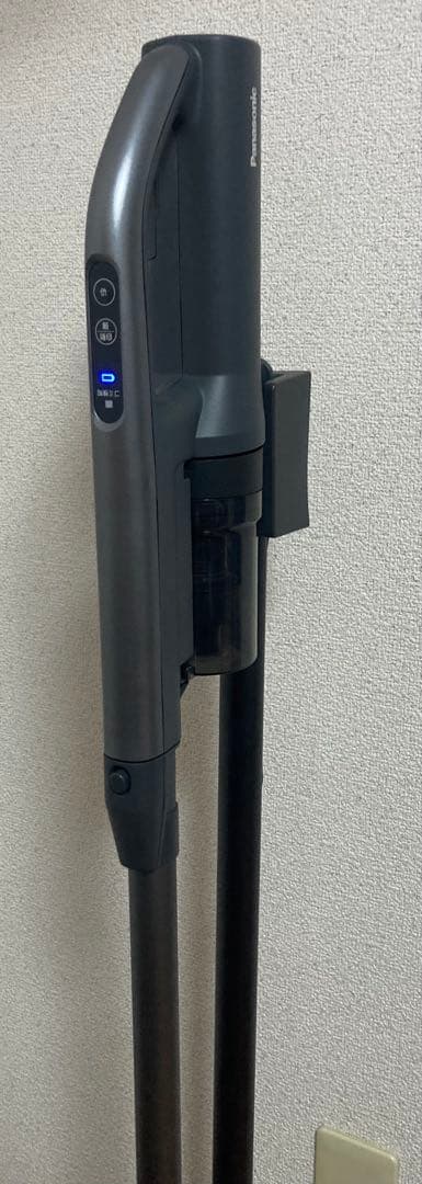 コードレススティック掃除機　パナソニック　２０２５年製　MC-SB55K