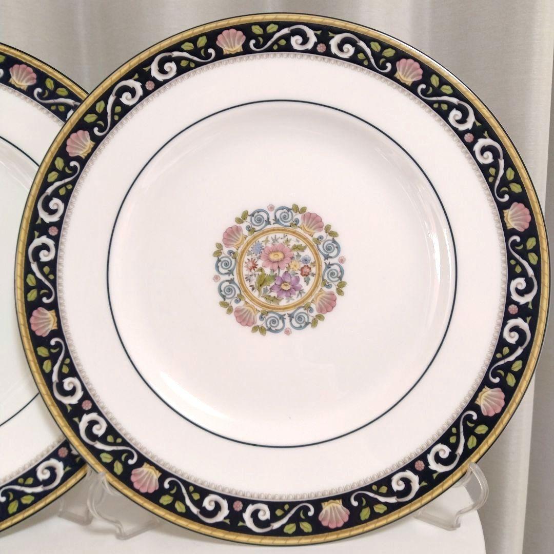 【WEDGEWOOD】ラニーミードシェル&フラワー柄大皿2枚