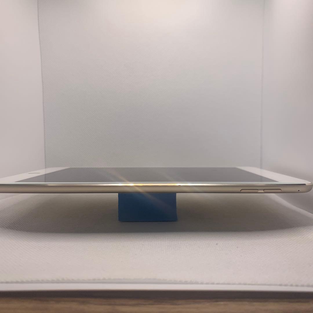 iPad mini 第4世代　①