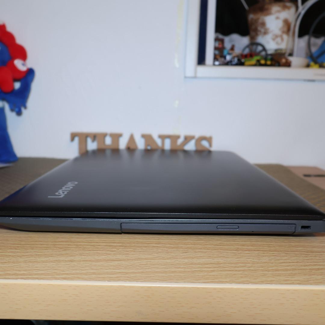 美品Win11公式対応8世代i7/メ12G/新品SSD/DVD/FHD液晶/無線