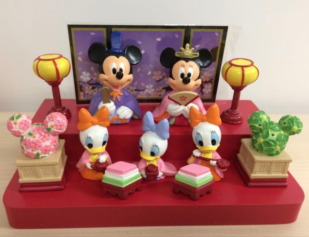 【新品】ディズニーストア　ディズニー MM&MN 段飾りセット　雛人形