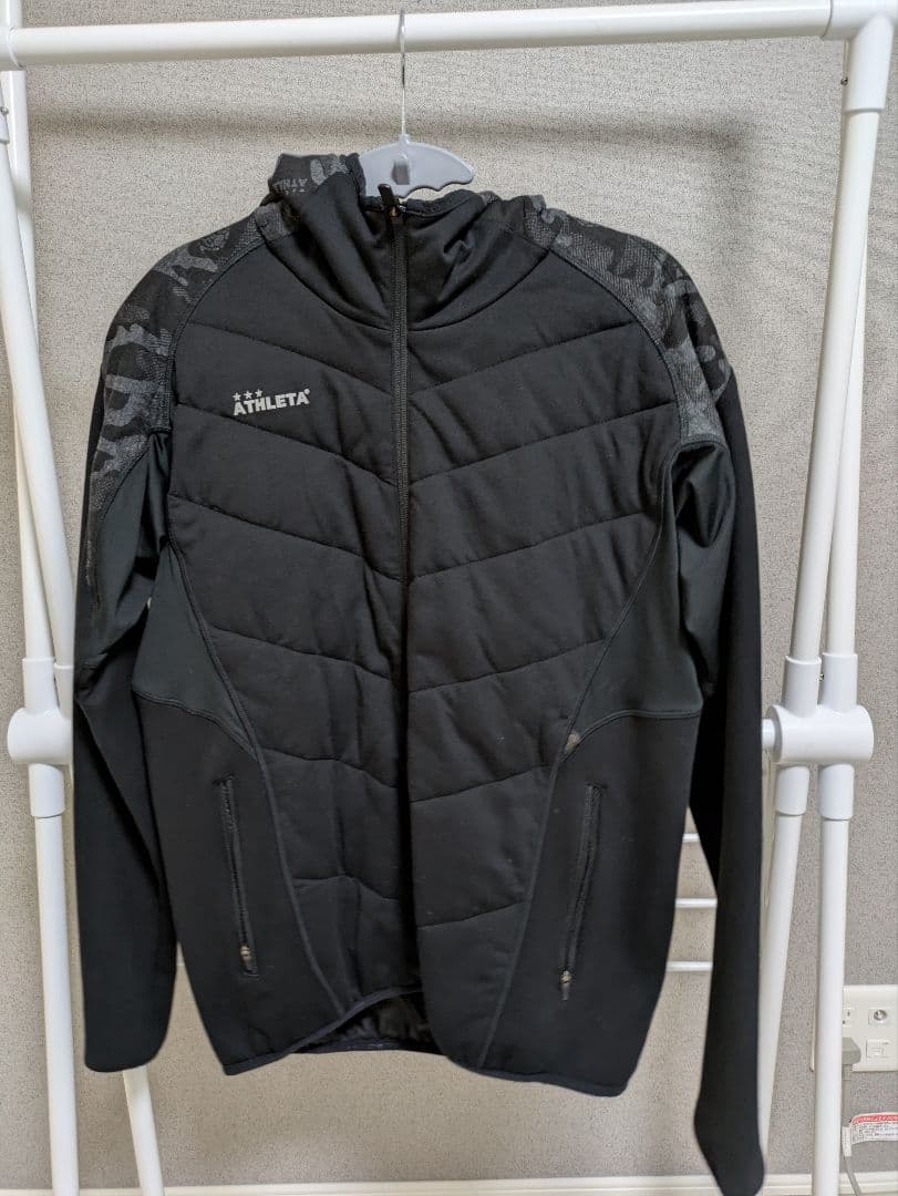 ATHLETA ブラック 中綿ジャケットズボン　上下　orei