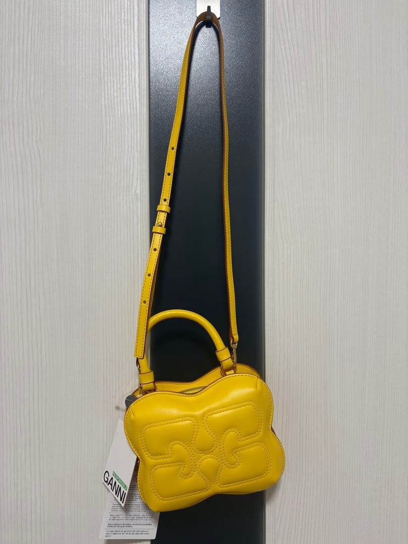 2/8まで出品中⭐︎新品・未使用⭐︎GANNI バタフライバッグ