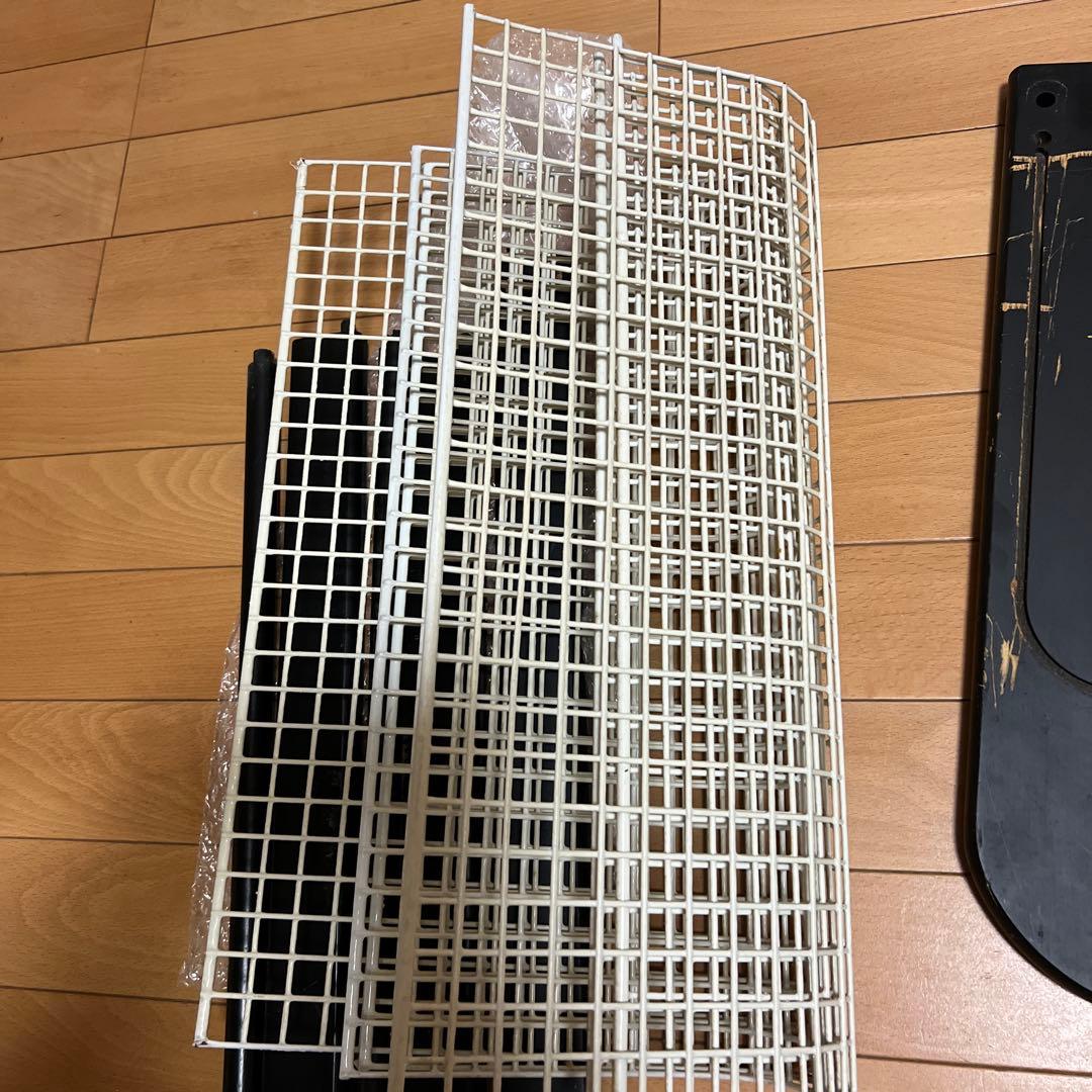 カリモク　マガジンラック　3段