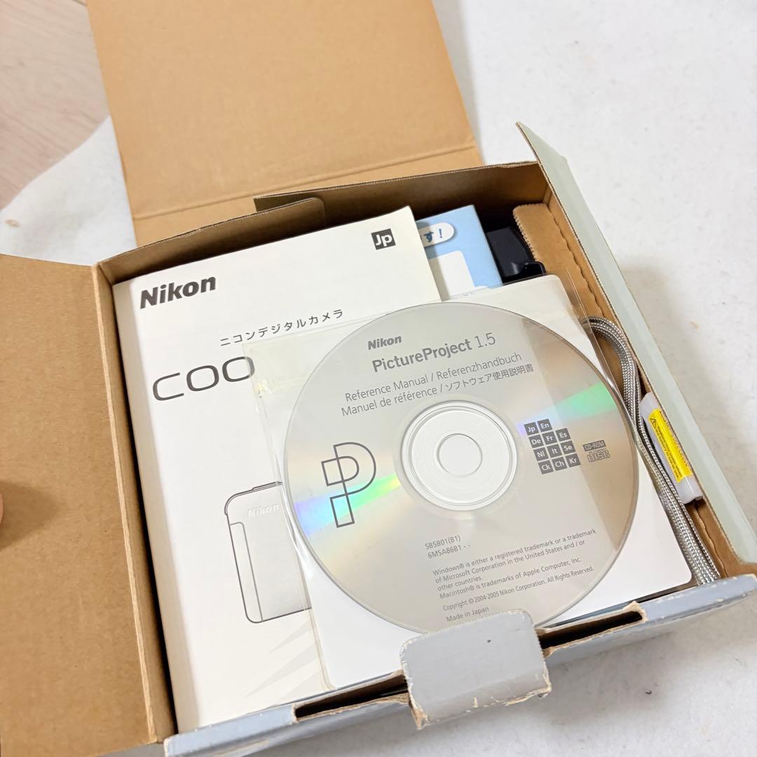 Nikonニコン COOLPIX S2 デジタルカメラ 動作確認済 極美品