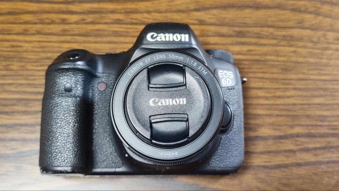 一眼レフ　Canon EOS 6D レンズ2個　ミニ三脚　バッテリー2個セット