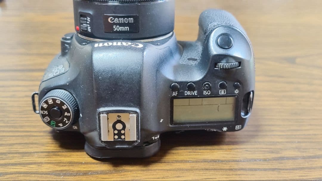 一眼レフ　Canon EOS 6D レンズ2個　ミニ三脚　バッテリー2個セット