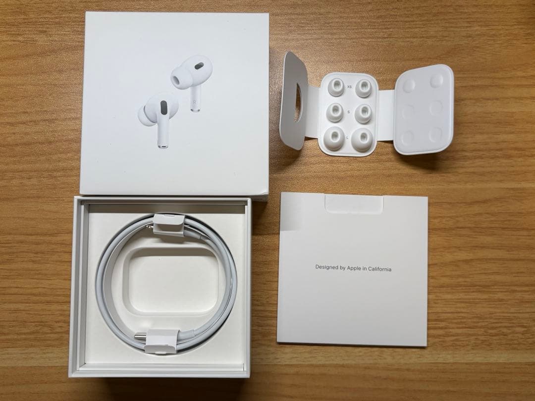 美品】AirPods Pro 第2世代 (Lightning) 付属品未使用