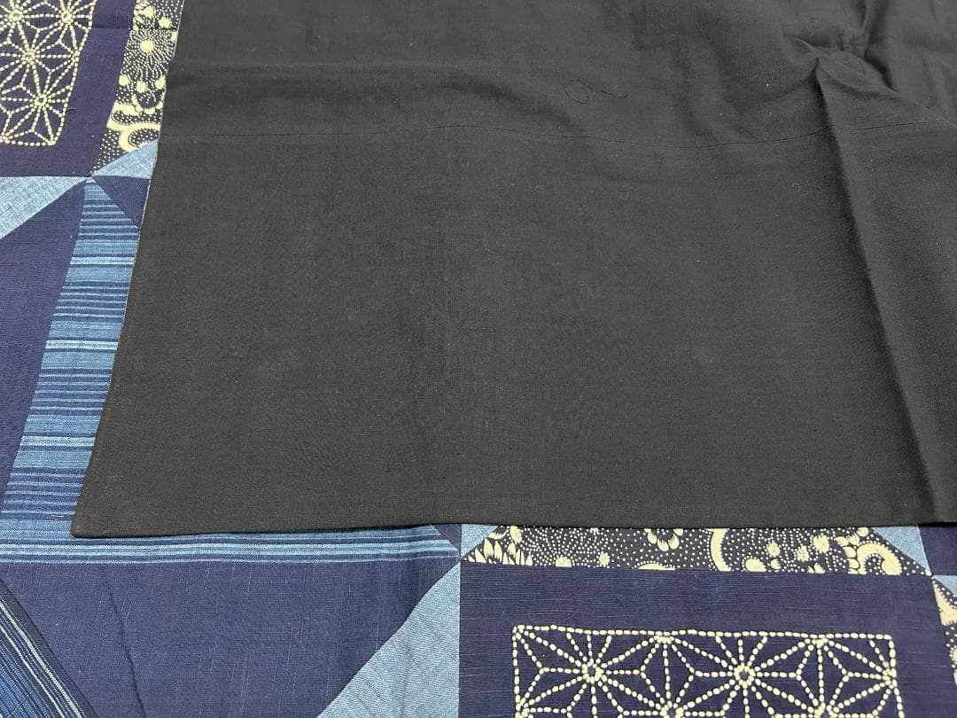 未使用　米沢青園工房　本手刺子　こたつ掛　市松模様　195×195　綿100％