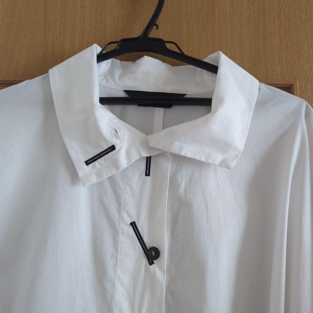 萌 美品ホワイトシャツ