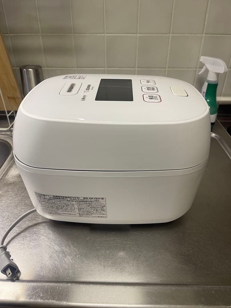 象印　炊飯器 NW-FB10