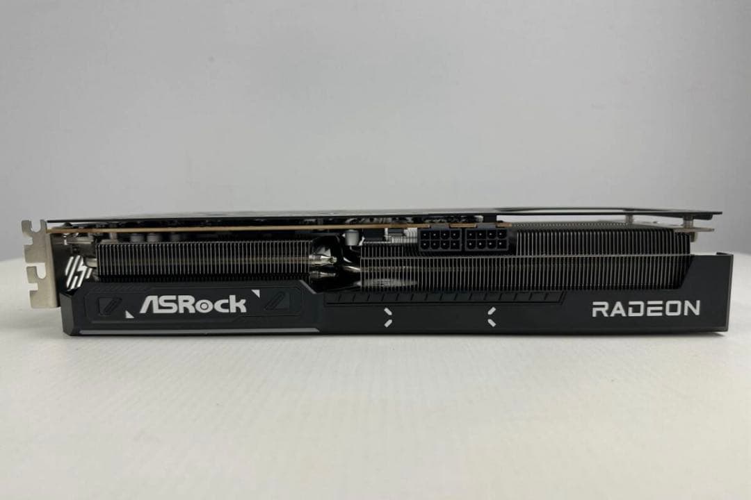 グラフィックボード・グラボ・ビデオカード ASRock RX9070 CL 16G