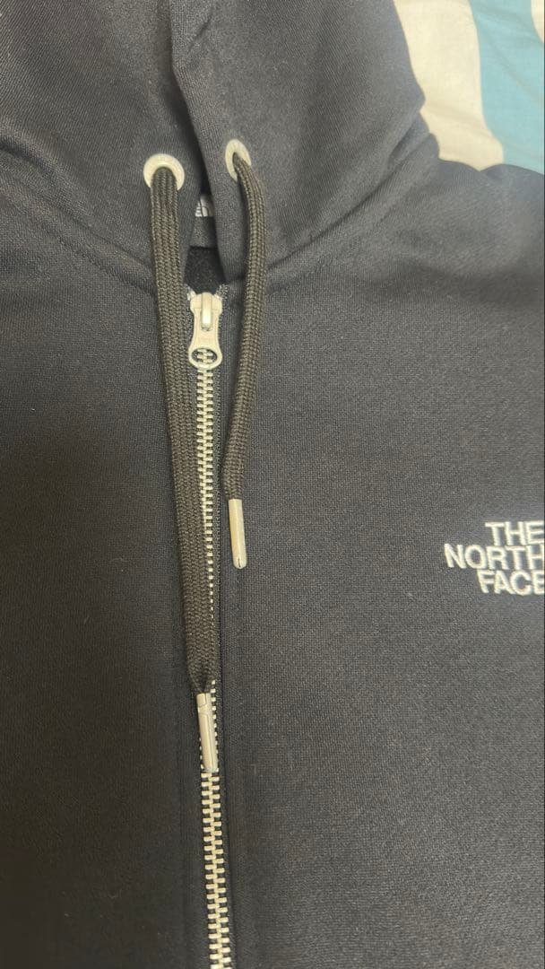 美品NORTH ノースフェイス パーカー