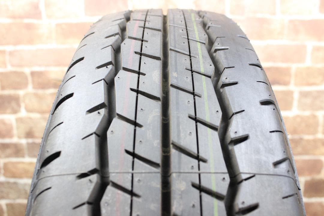 新車外し・ハイエースオプションホイール　№２４４